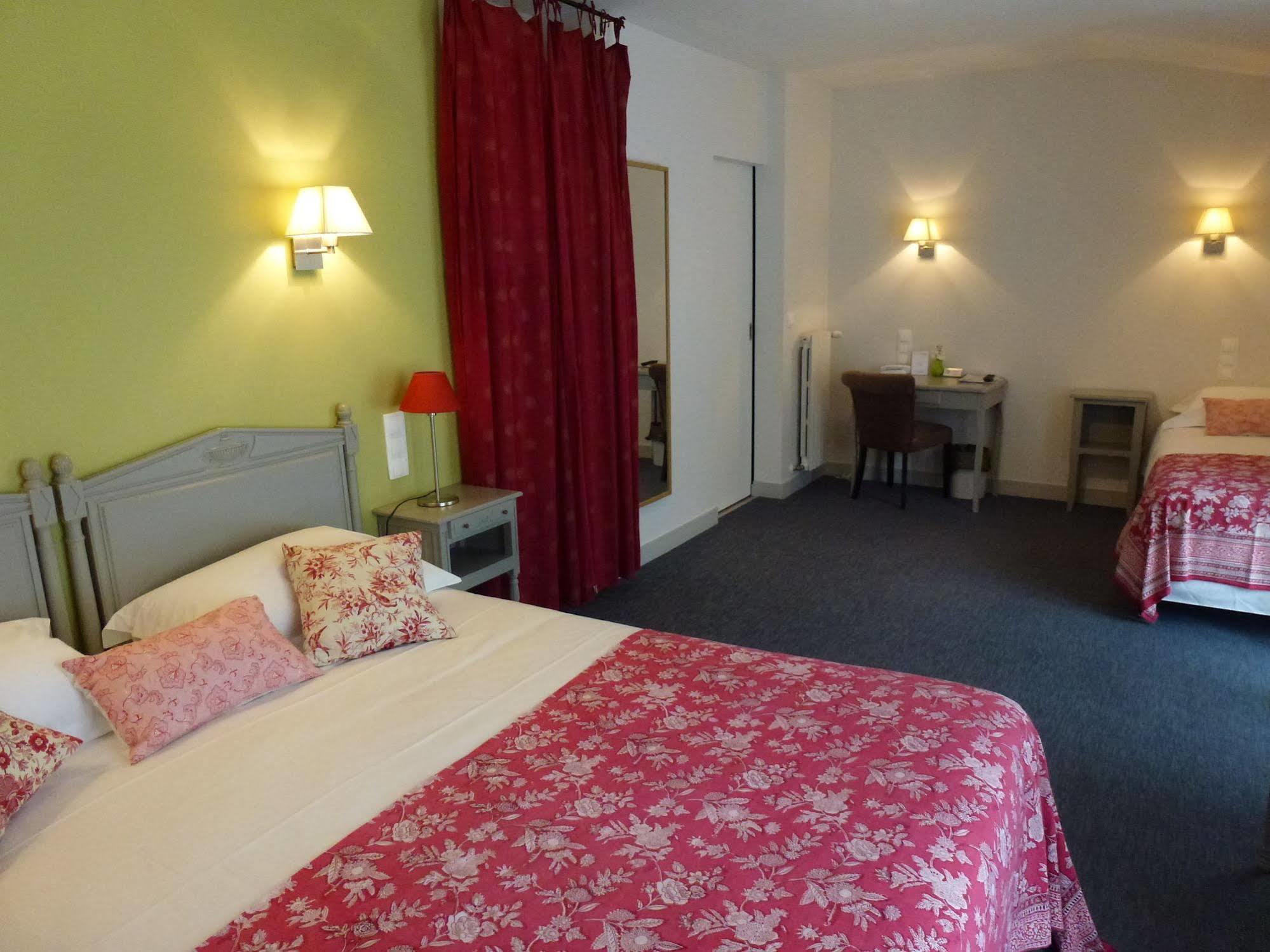 Hotel De Biencourt Азе-ле-Ридо Екстериор снимка