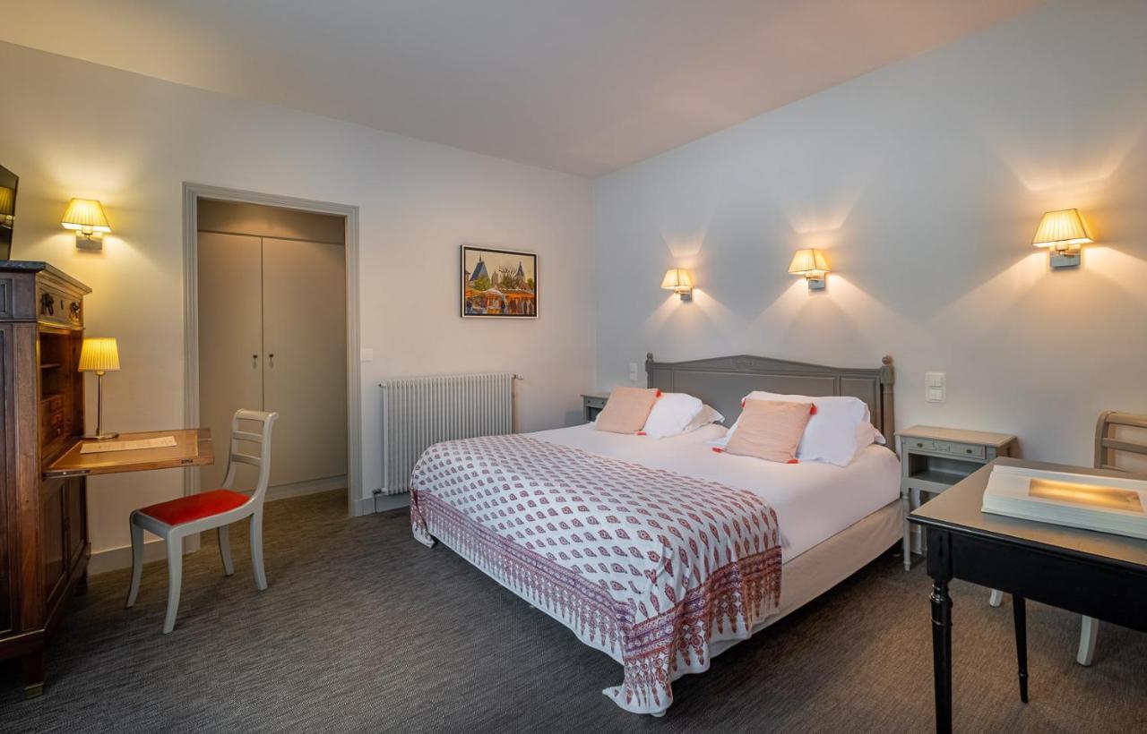 Hotel De Biencourt Азе-ле-Ридо Екстериор снимка